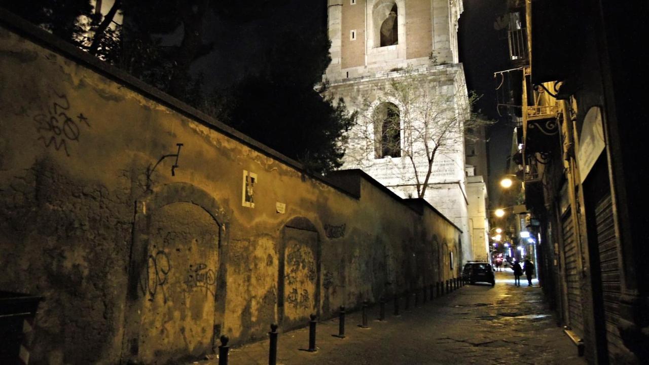 Regal Santa Chiara By Dimorra Apartment Napoli Bagian luar foto
